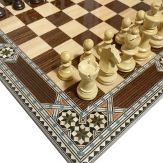 Complete Set of Pieces and 35 cm Inlaid Chess Board, Generalife Model