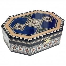 Carmen de Taracea Granada 8-sided box